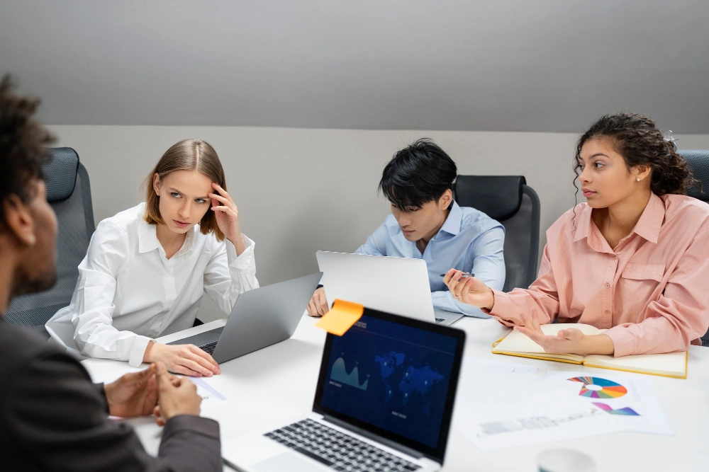 Protect Brand Credibility with Strategic Crisis Management Protect Brand Credibility with Strategic Crisis Management